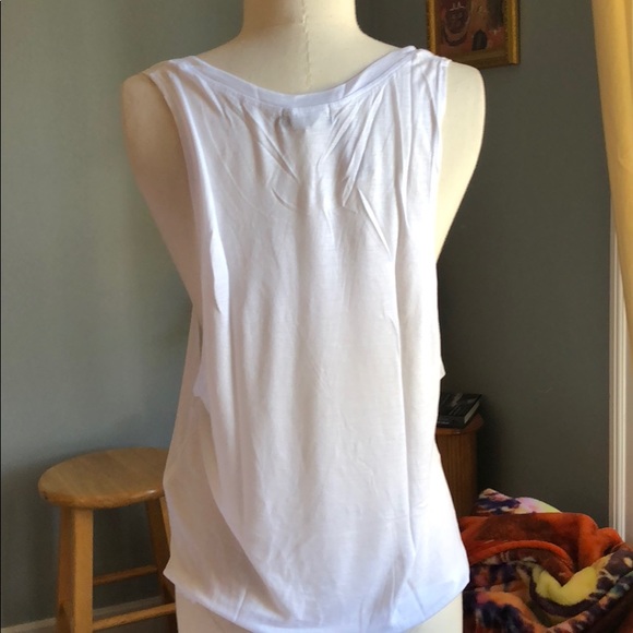 NWT Popular Basics Born on the Beach Tank Boutique - Picture 3 of 5